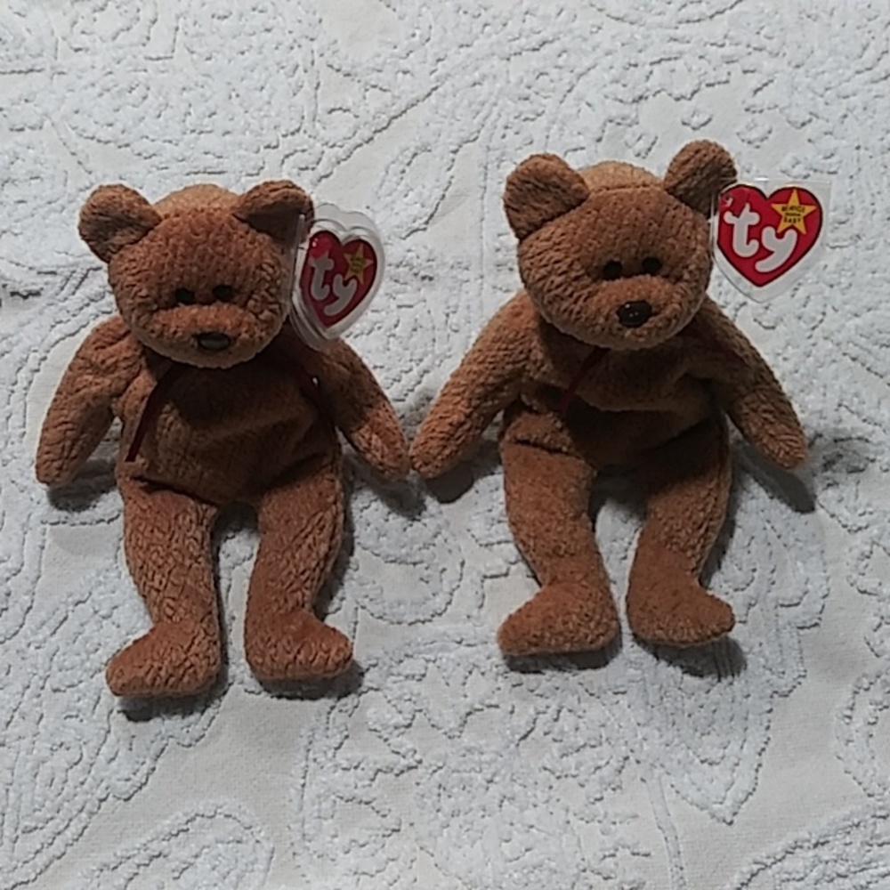 "Curly" ultra rare and htf ty Beanie Baby bear 🐻 duo